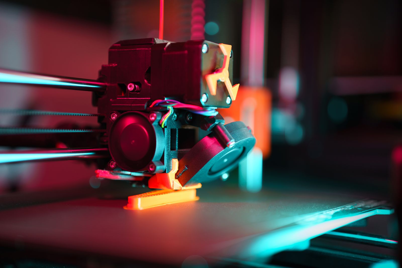 Additive-manufacturing equipment producing a precision component.